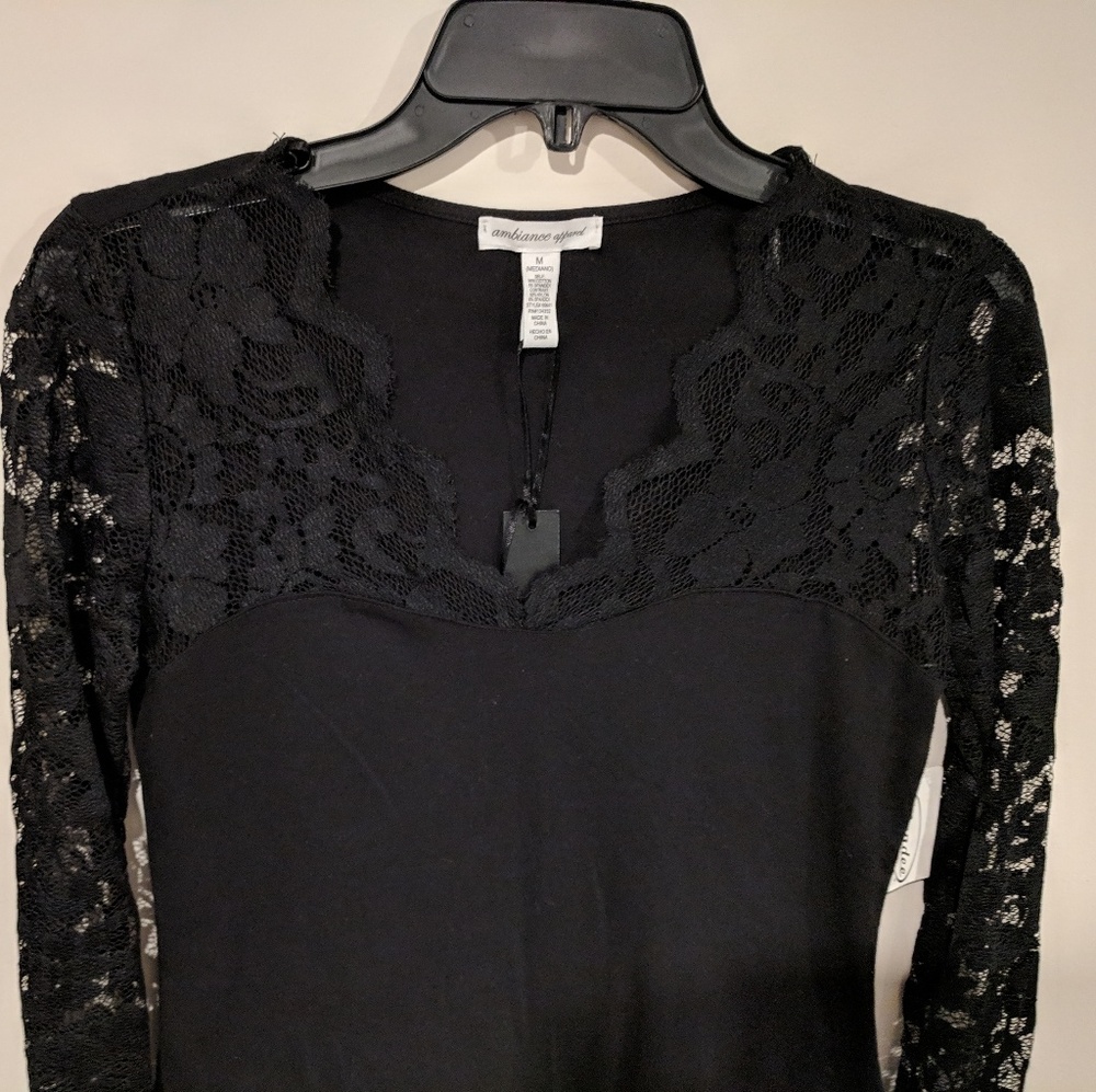 Black blouse for women - Picture 3 of 8